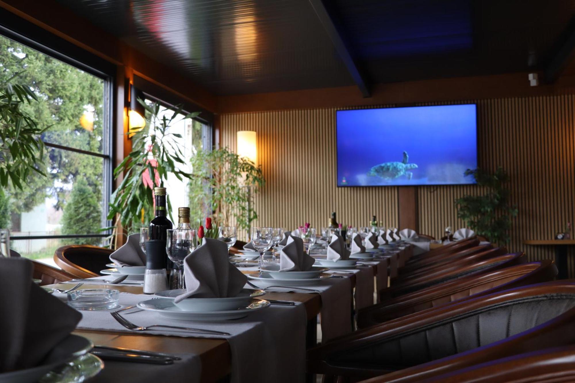 Swiss Plus Hotel Bihać Exteriér fotografie